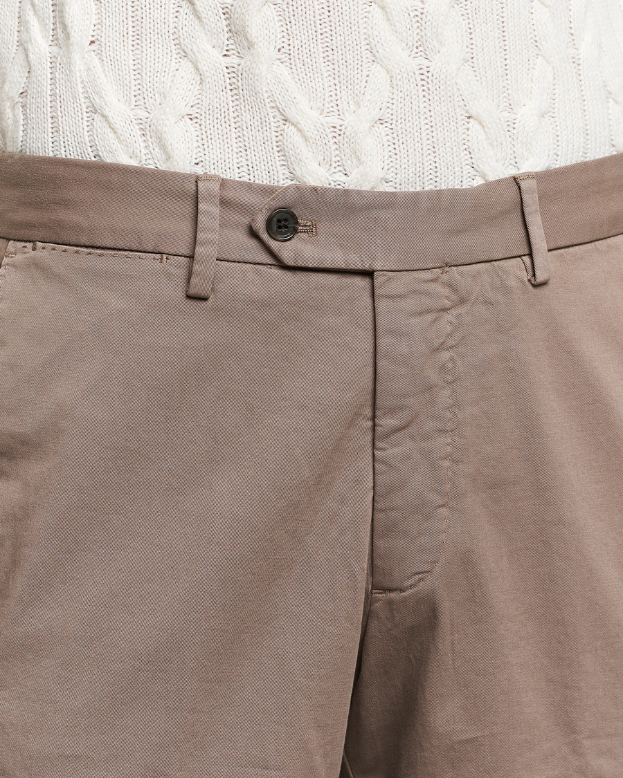 Hombres | Pantalones | Oscar Jacobson | Danwick Cotton Trousers Light Brown