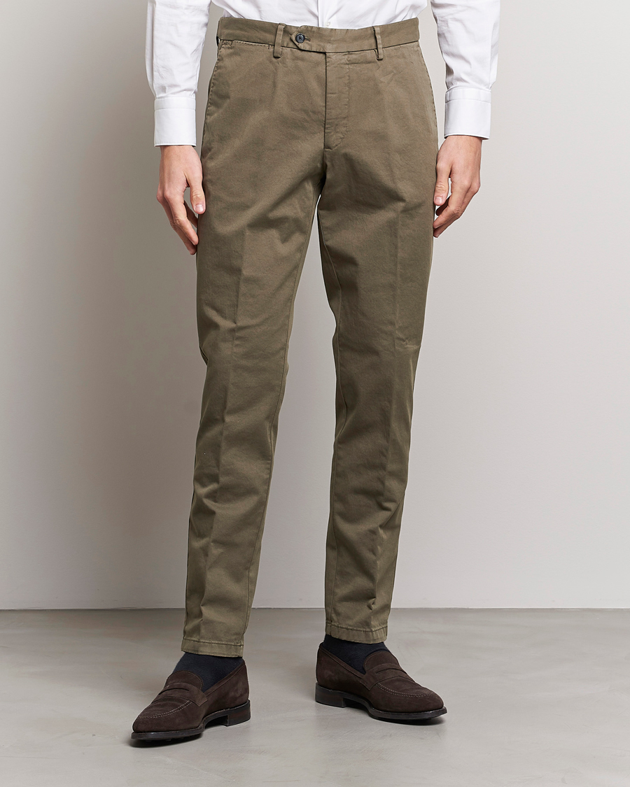 Men |  | Oscar Jacobson | Danwick Cotton Trousers Olive