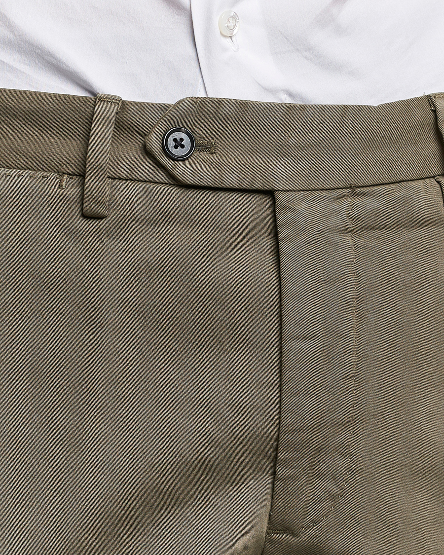 Hombres | Pantalones | Oscar Jacobson | Danwick Cotton Trousers Olive