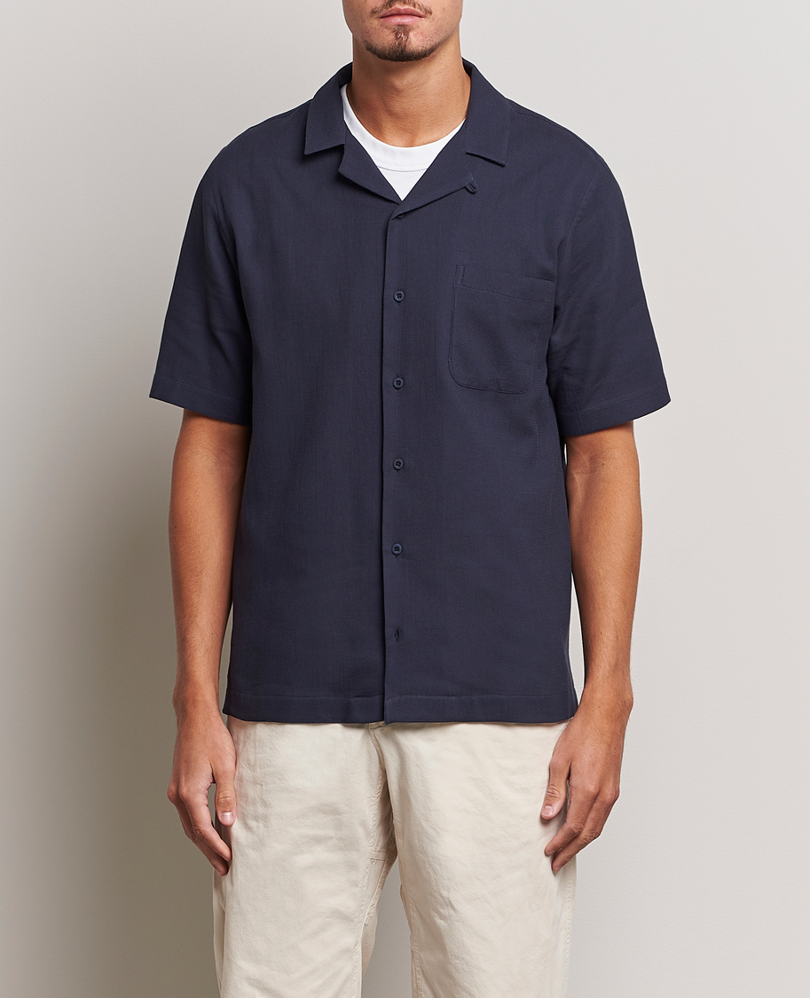 Hombres | Camisas | Sunspel | Waffle Camp Collar Shirt Navy