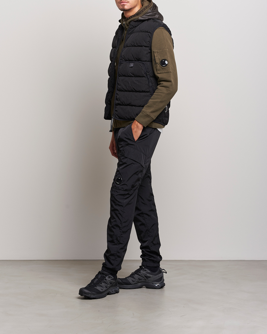 Hombres | Abrigos y chaquetas | C.P. Company | Eco-Chrome R Lightweight Down Vest Black