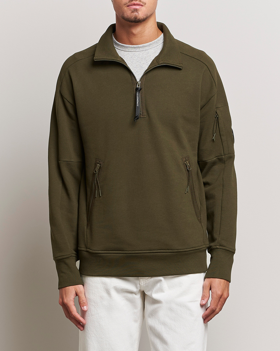 Hombres | Jerséis y prendas de punto | C.P. Company | Diagonal Raised Fleece Half Zip Lens Sweatshirt Green
