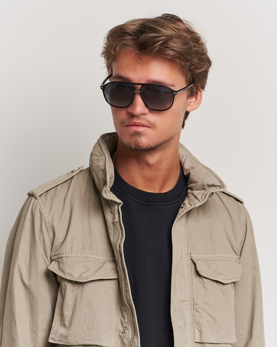 Hombres | Gafas de sol | Tom Ford | Bruce Sunglasses Shiny Black/Gradient Smoke