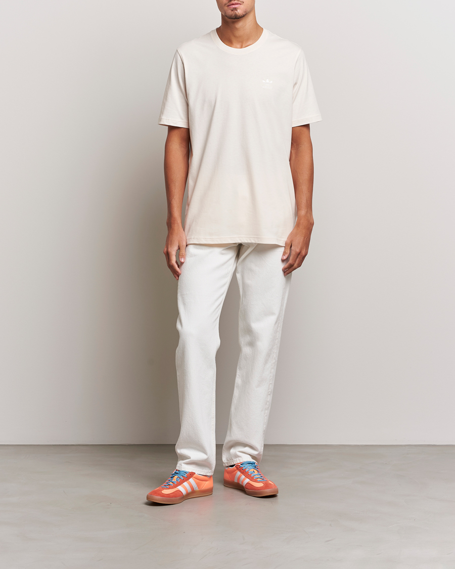 Hombres | Camisetas | adidas Originals | Essential Crew Neck T-Shirt Won White