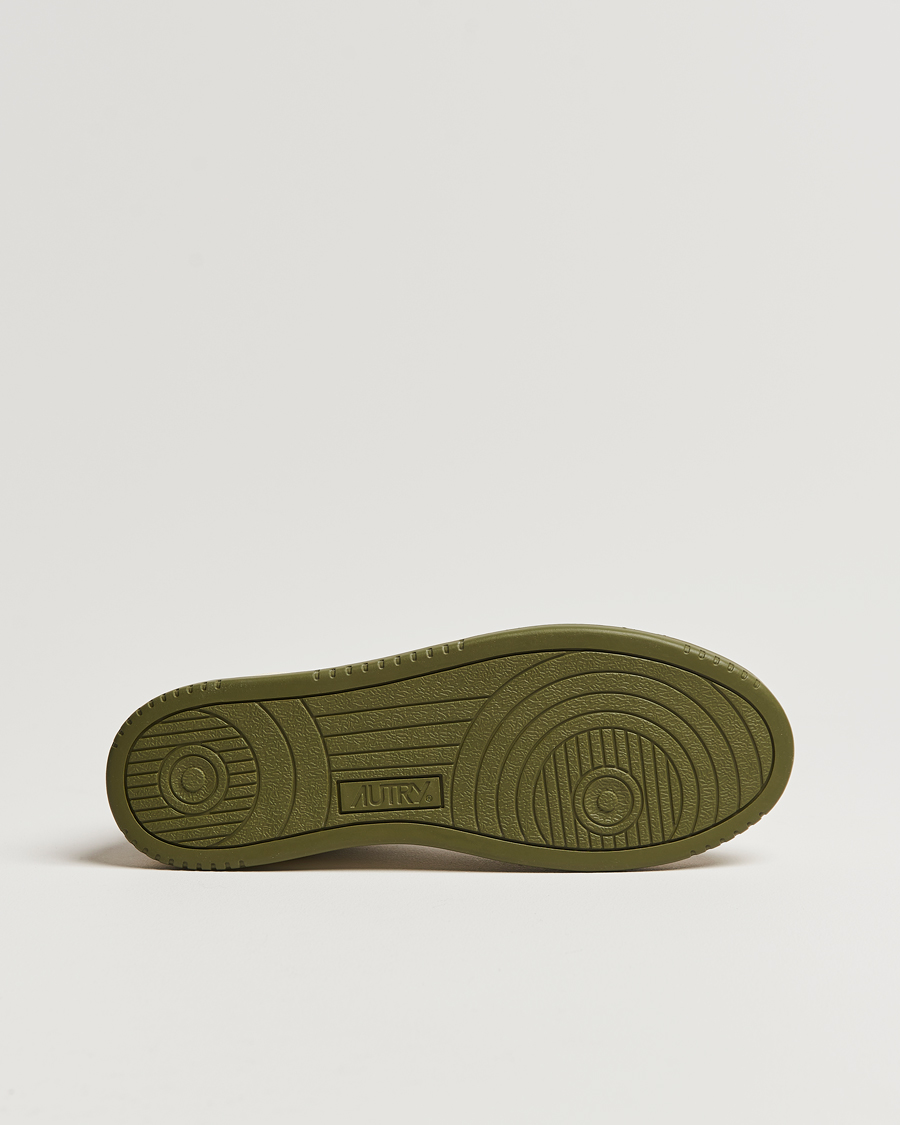 Hombres | Autry Medalist Low Bicolor Leather Sneaker Military Olive | Autry | Medalist Low Bicolor Leather Sneaker Military Olive