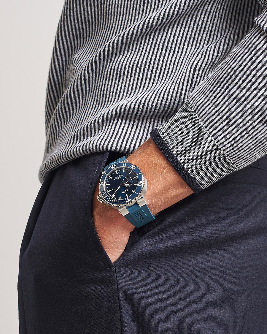 Hombres | Oris Aquis Small Second 45,5mm Rubber Bracelet Blue | Oris | Aquis Small Second 45,5mm Rubber Bracelet Blue