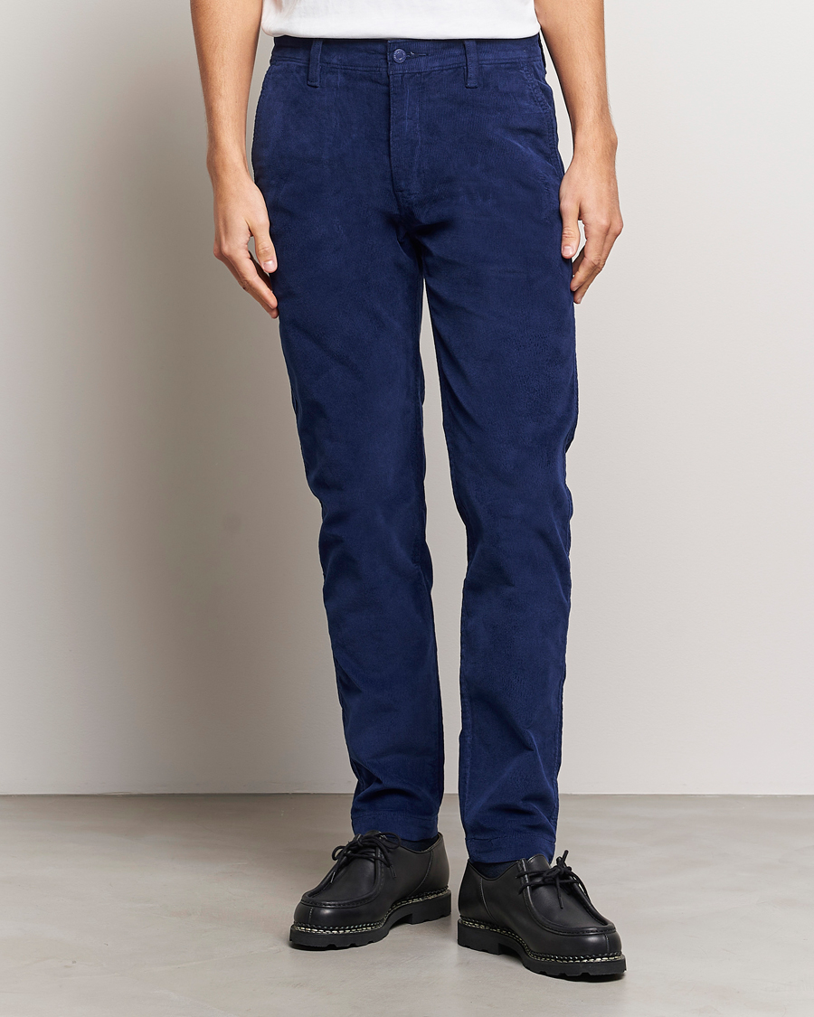 Hombres | Pantalones | Levi's | Garment Dyed Stretch Corduroy Chino Ocean Cavern