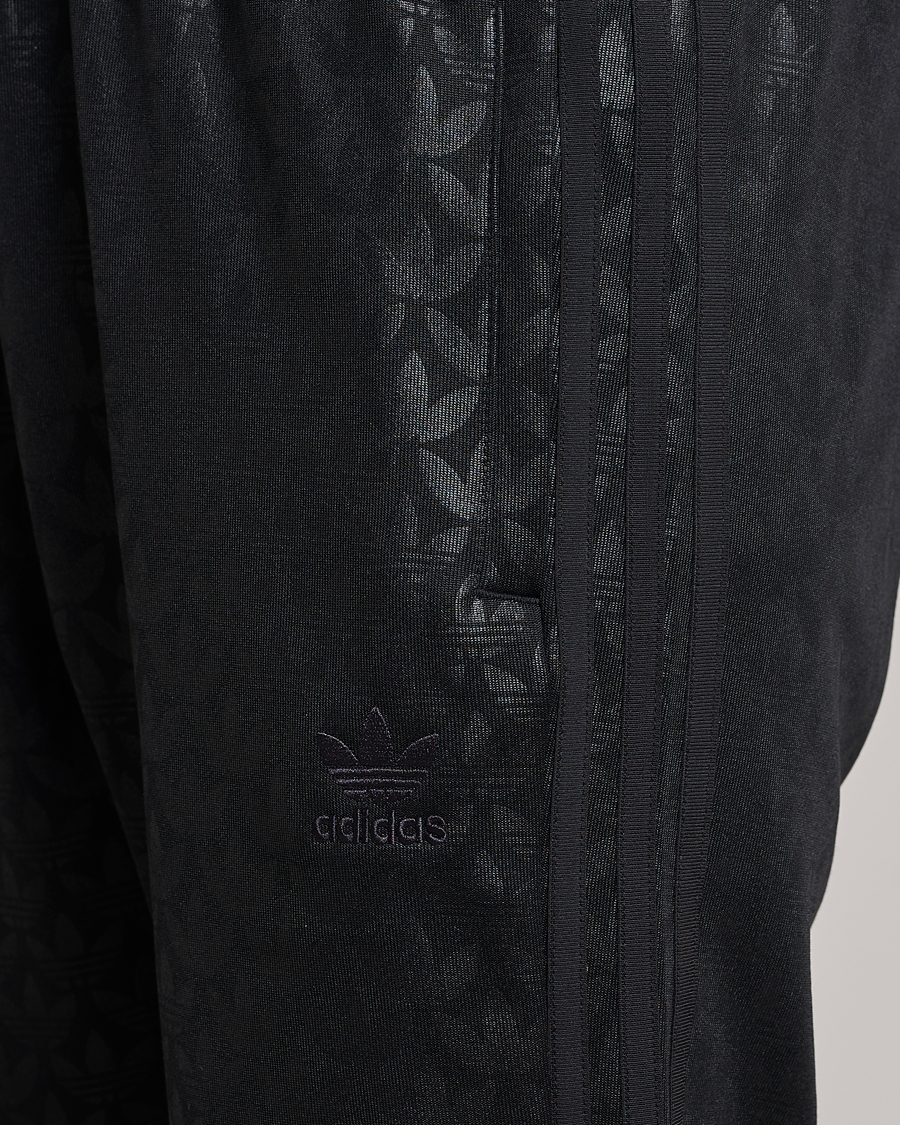 Hombres | Pantalones | adidas Originals | Monogram Sweatpants Black