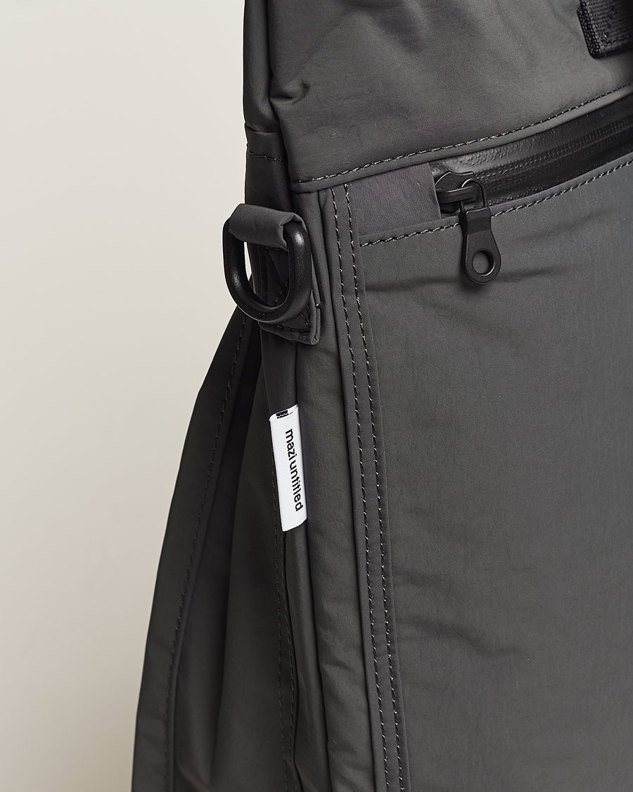 Hombres | mazi untitled Helmet Bag 02 Nylon Tote Grey | mazi untitled | Helmet Bag 02 Nylon Tote Grey