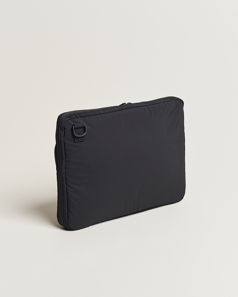 Hombres | mazi untitled AM Case 02 Nylon Portfolio Black | mazi untitled | AM Case 02 Nylon Portfolio Black
