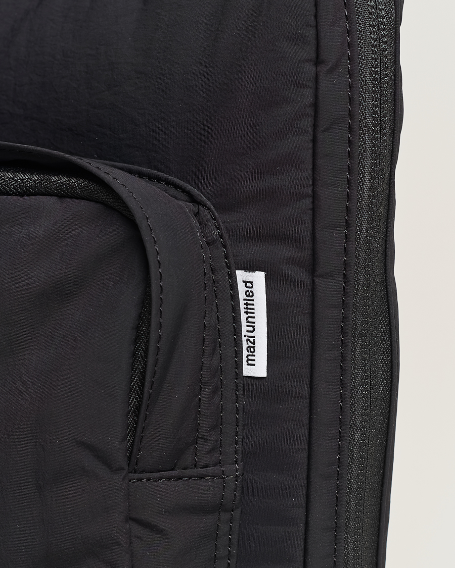 Hombres | mazi untitled AM Case 02 Nylon Portfolio Black | mazi untitled | AM Case 02 Nylon Portfolio Black