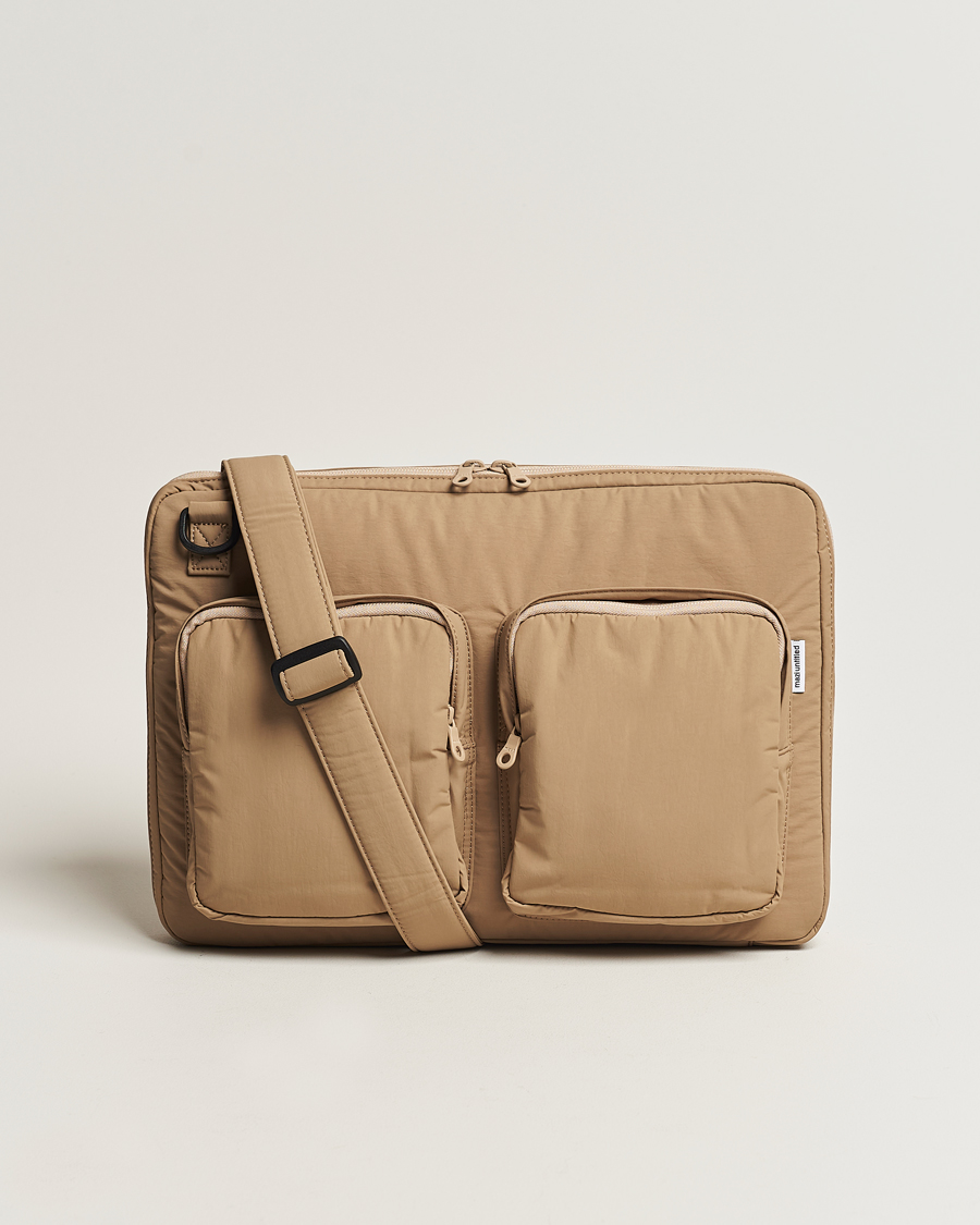Hombres | mazi untitled AM Case 02 Nylon Portfolio Beige | mazi untitled | AM Case 02 Nylon Portfolio Beige