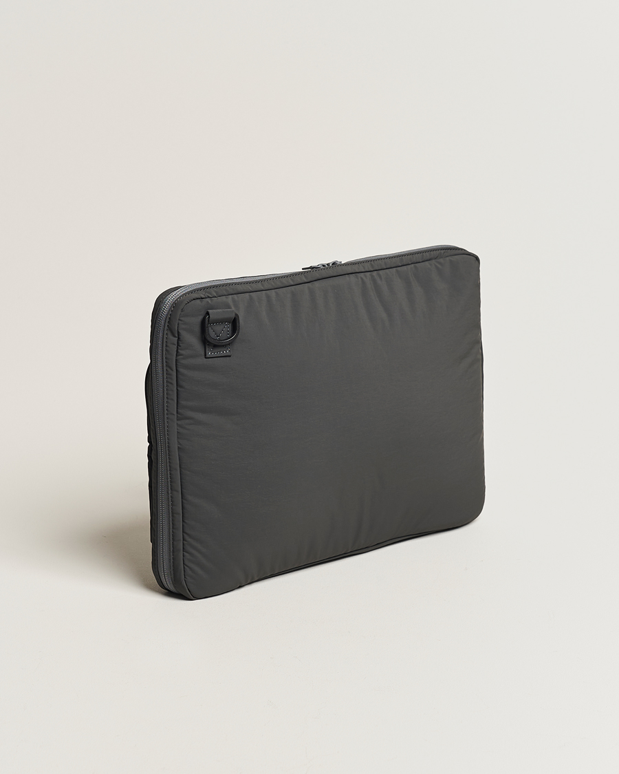 Hombres | mazi untitled AM Case 02 Nylon Portfolio Grey | mazi untitled | AM Case 02 Nylon Portfolio Grey