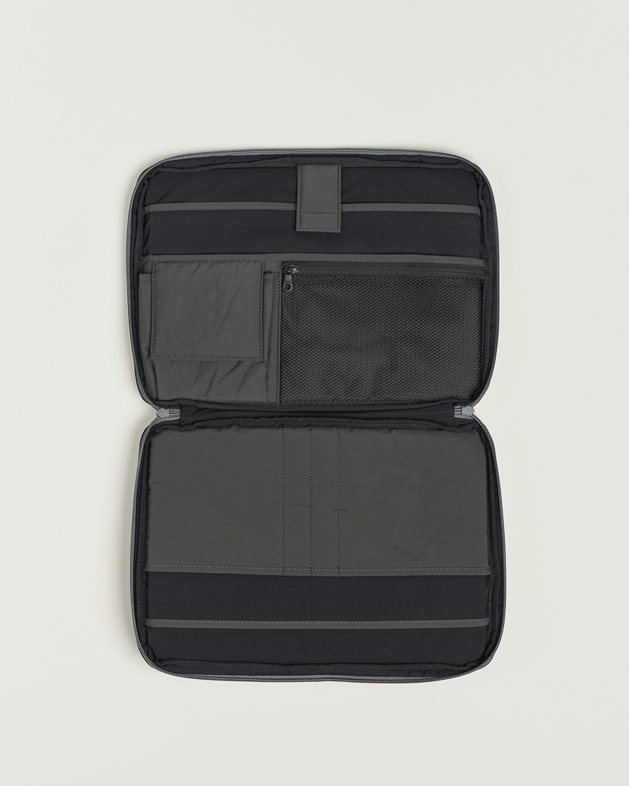 Hombres | mazi untitled AM Case 02 Nylon Portfolio Grey | mazi untitled | AM Case 02 Nylon Portfolio Grey