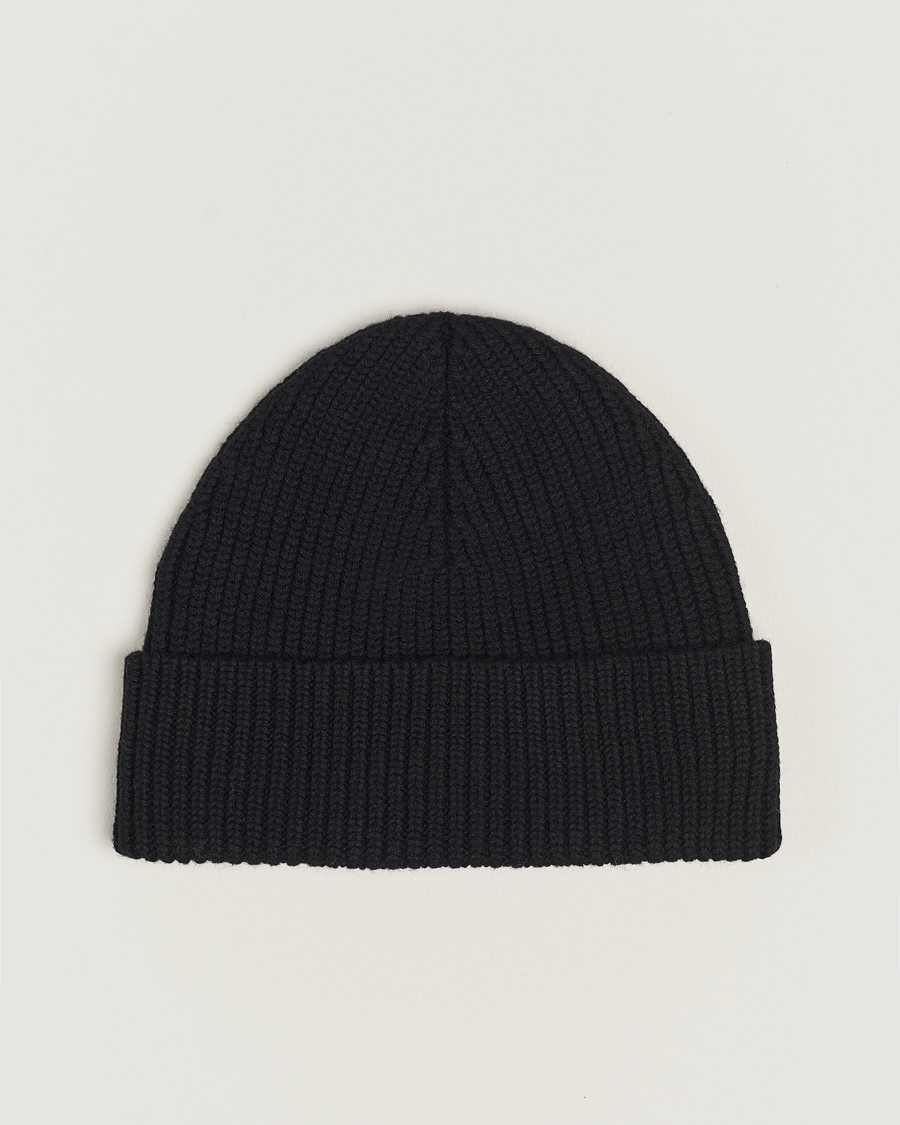 Hombres | AMI Heart Logo Beanie Black | AMI | Heart Logo Beanie Black