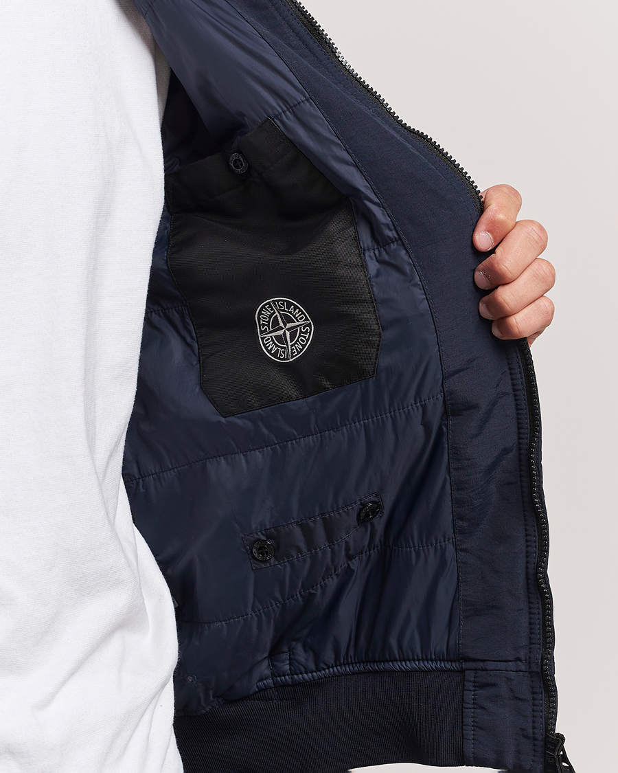 Hombres | Abrigos y chaquetas | Stone Island | Garment Dyed Recycled Nylon Jacket Navy Blue