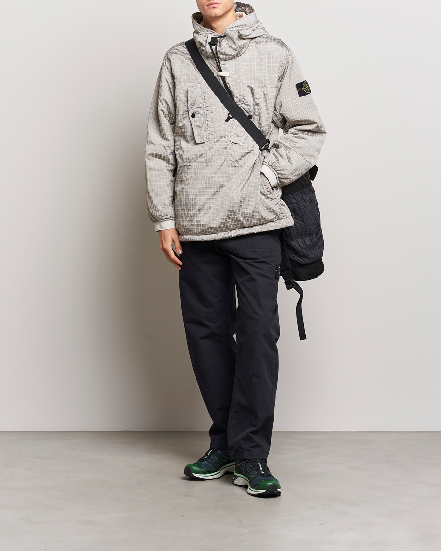 Hombres | Pantalones | Stone Island | Garment Dyed Ripstop Trousers Navy Blue