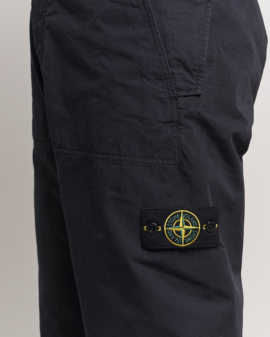 Hombres | Pantalones | Stone Island | Garment Dyed Ripstop Trousers Navy Blue