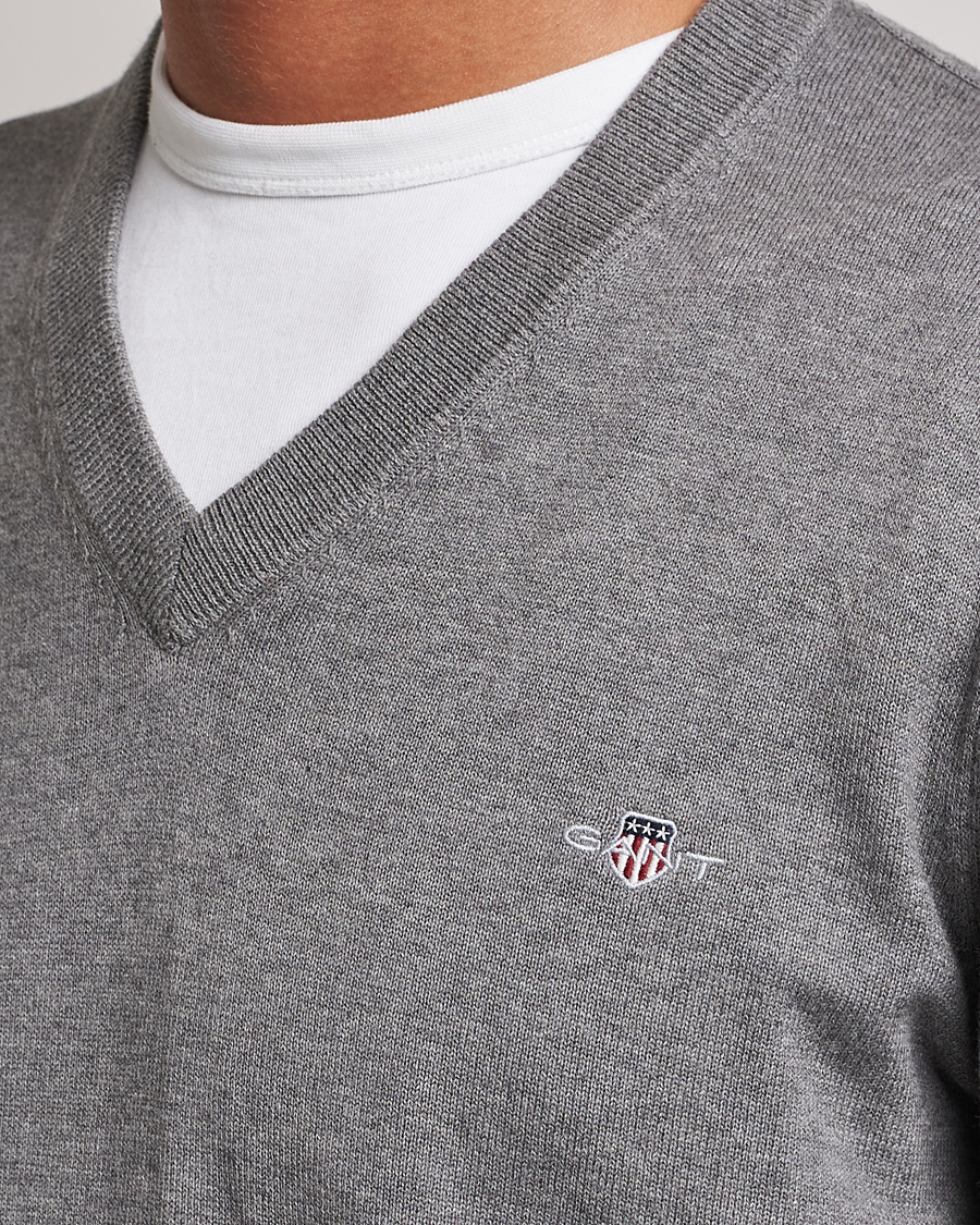 Hombres | Jerséis y prendas de punto | Gant | Classic Cotton V-Neck Dark Grey Melange