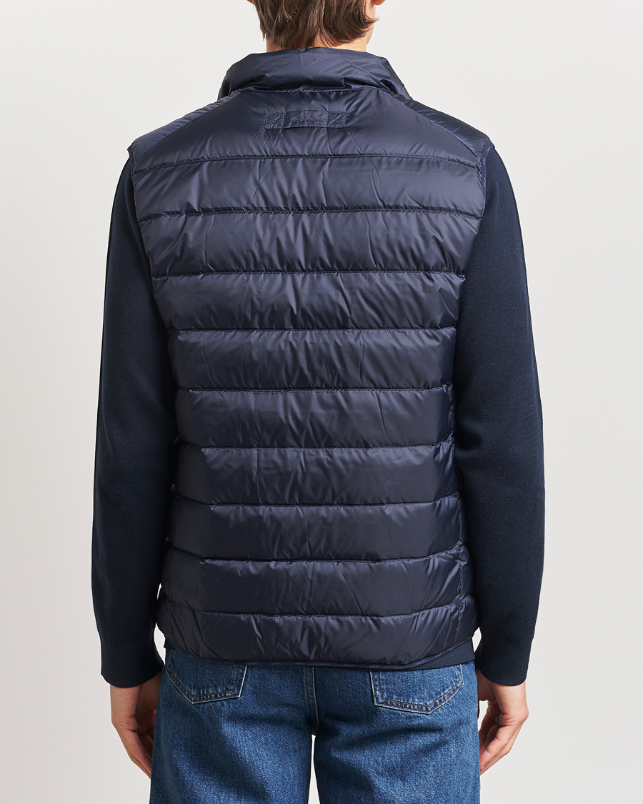 Hombres | Abrigos y chaquetas | GANT | The Light Down Gilet Evening Blue