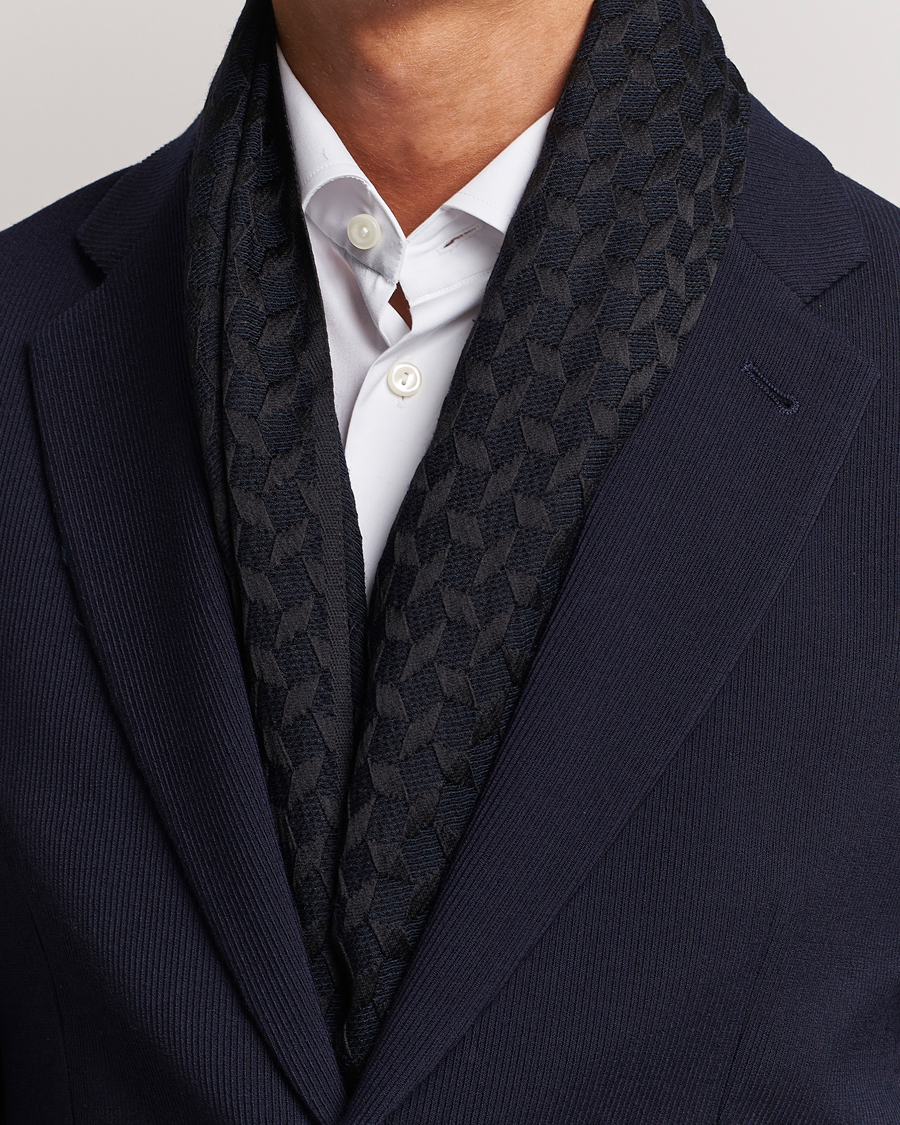 Hombres | Giorgio Armani Wool/Silk Monogram Scarf Navy | Giorgio Armani | Wool/Silk Monogram Scarf Navy