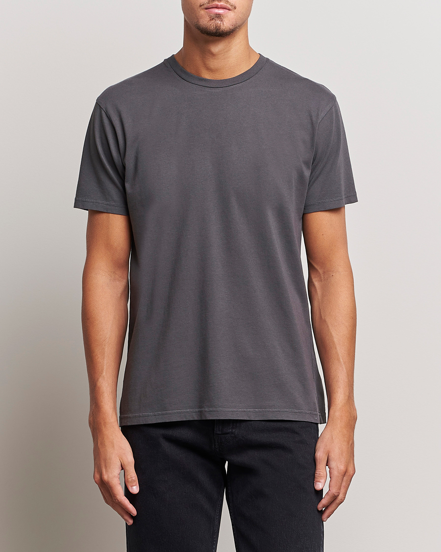 Hombres | Camisetas de manga corta | Colorful Standard | Classic Organic T-Shirt Lava Grey