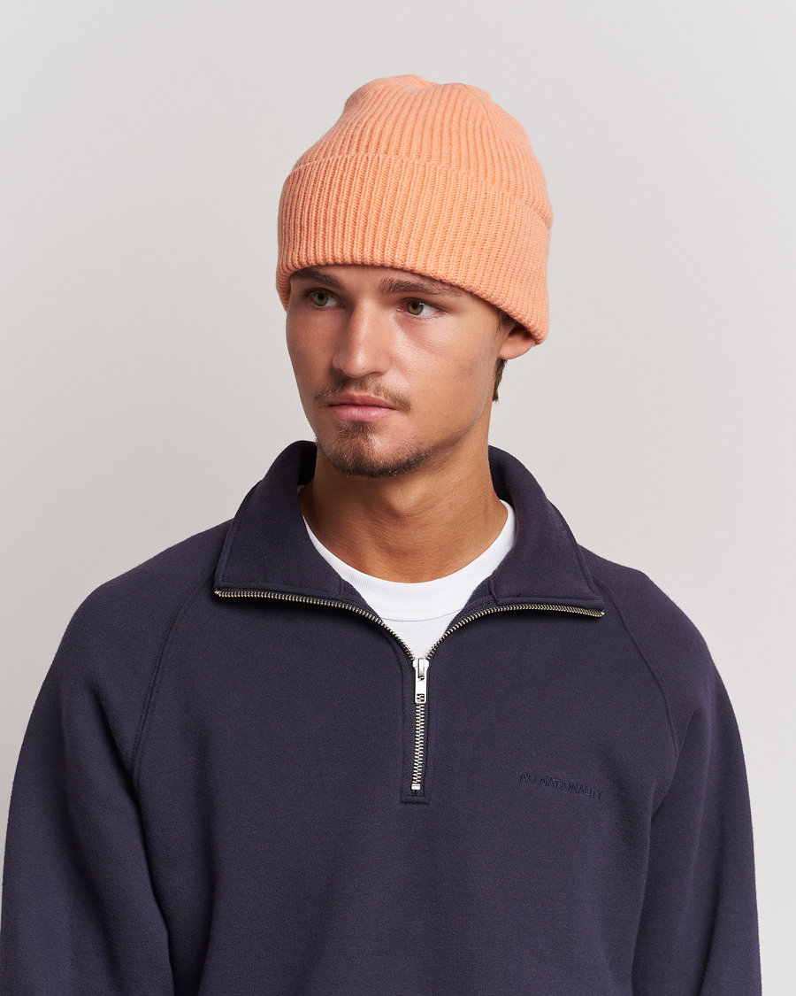 Hombres | Colorful Standard Merino Wool Beanie Sandstone Orange | Colorful Standard | Merino Wool Beanie Sandstone Orange
