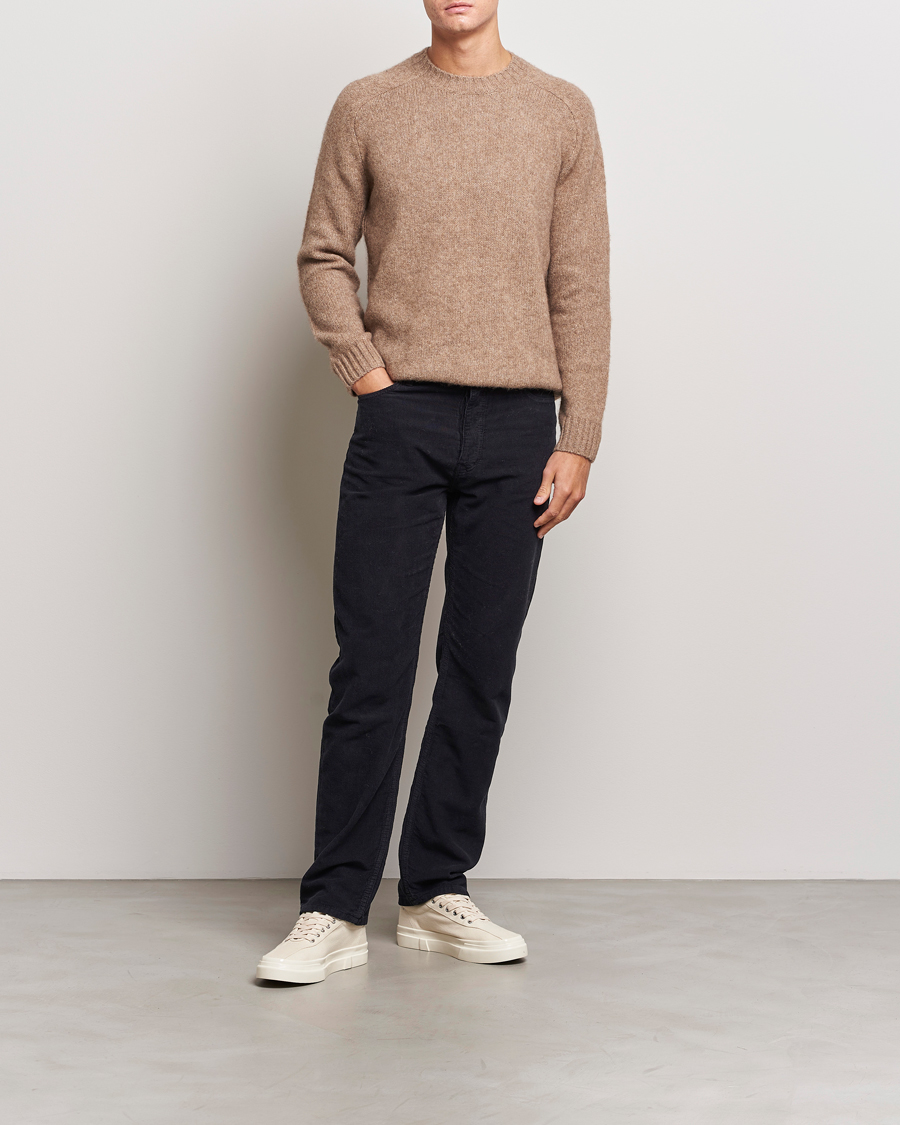 Hombres | Pantalones | Filippa K | Straight Fit Garment Dyed Corduroy Pants Black