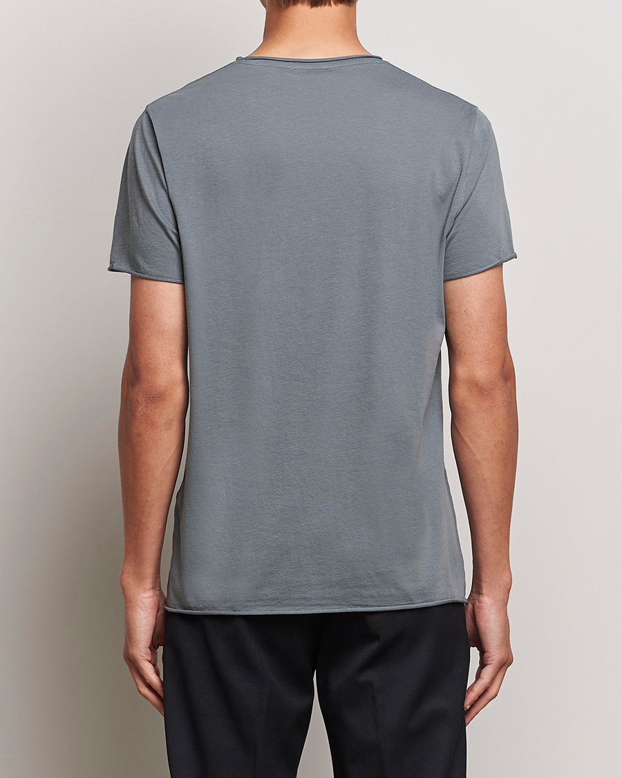 Hombres | Camisetas | Filippa K | Roll Neck T-Shirt Smoke Green