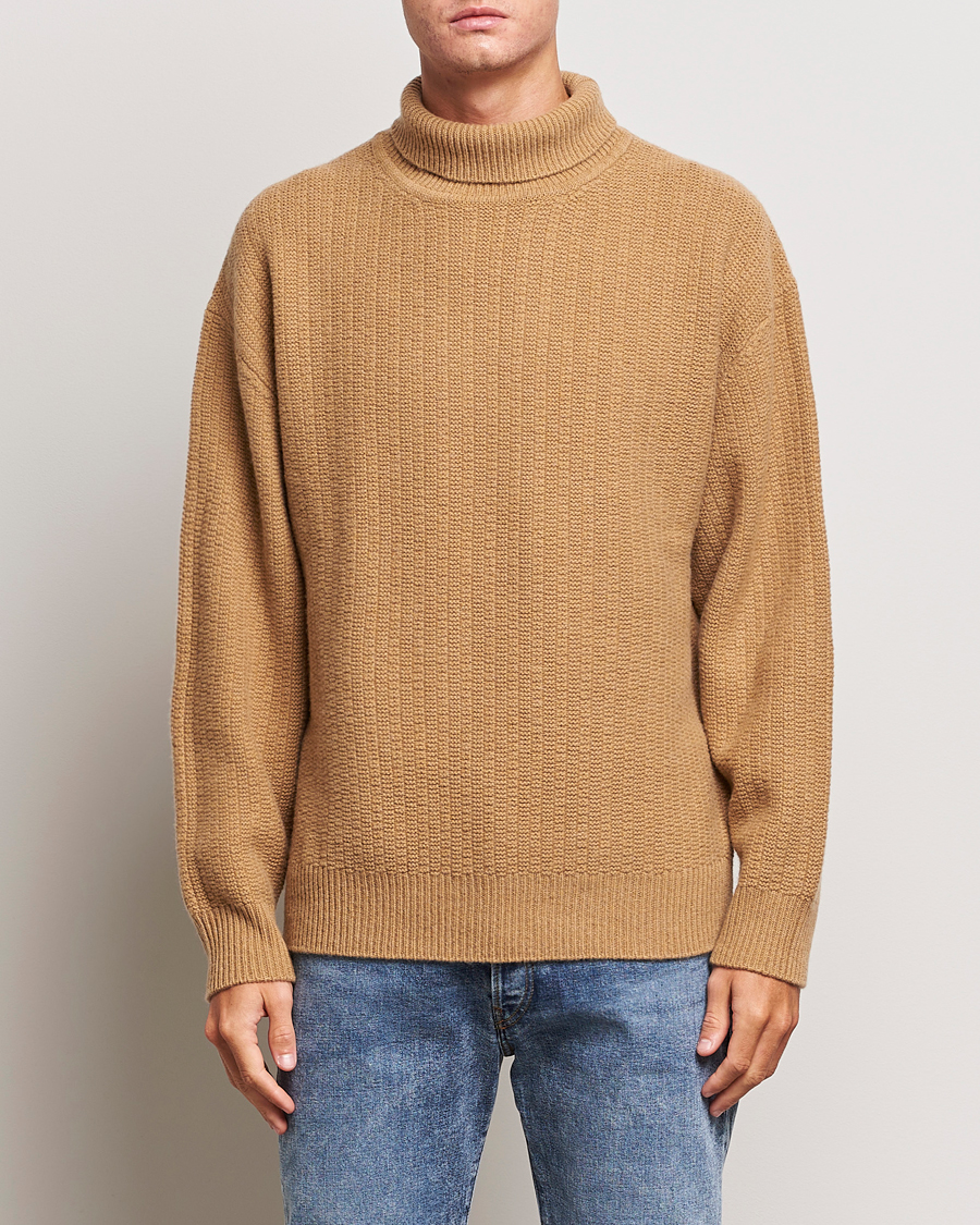 Hombres | Jerséis y prendas de punto | Filippa K | Wool Structured Polo Camel