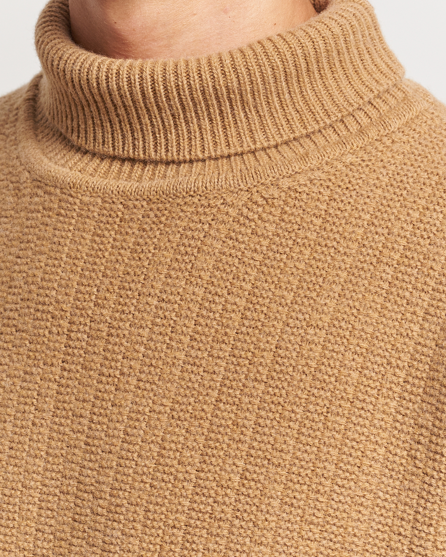 Hombres | Jerséis y prendas de punto | Filippa K | Wool Structured Polo Camel