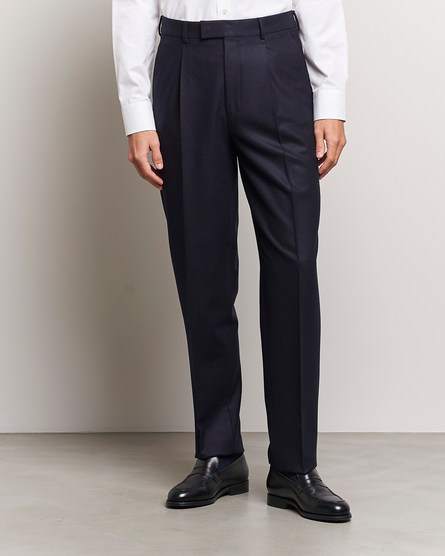 Hombres | Pantalones | Zegna | Pleated Flannel Trousers Navy