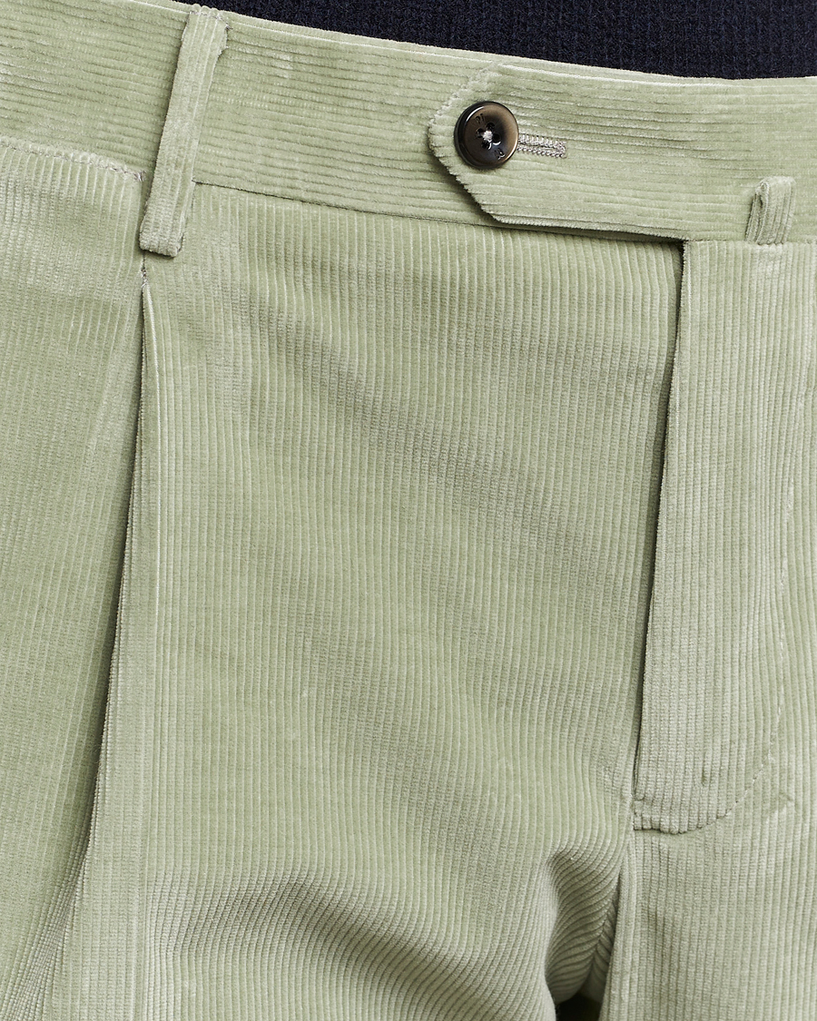 Hombres | Pantalones | PT01 | Slim Fit Pleated Corduroy Trousers Mint