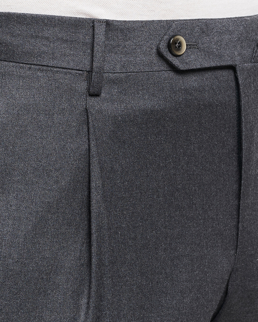Hombres | Pantalones | PT01 | Slim Fit Pleated Flannel Trousers Dark Grey