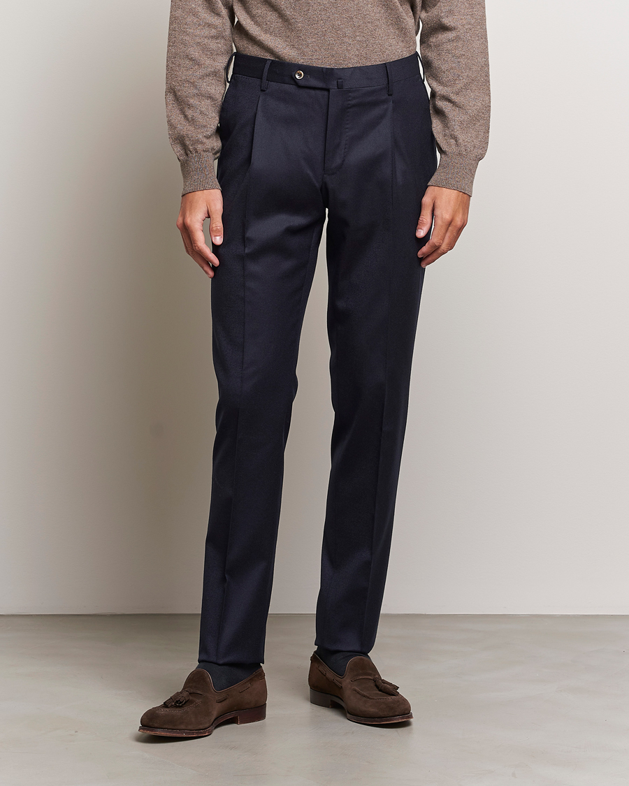 Hombres | Pantalones | PT01 | Slim Fit Pleated Flannel Trousers Navy