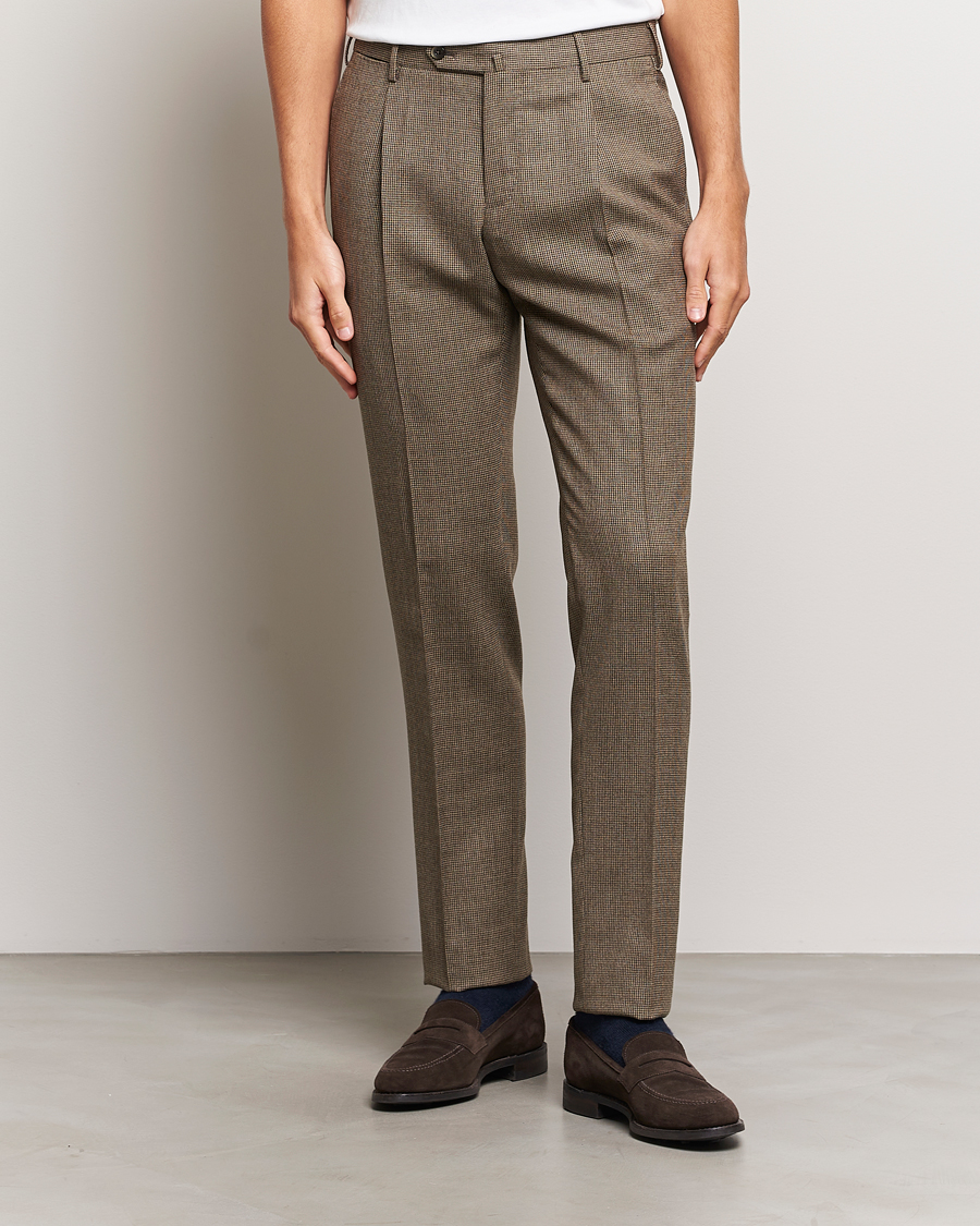 Hombres | Pantalones | PT01 | Slim Fit Pleated Houndstooth Trousers Light Brown