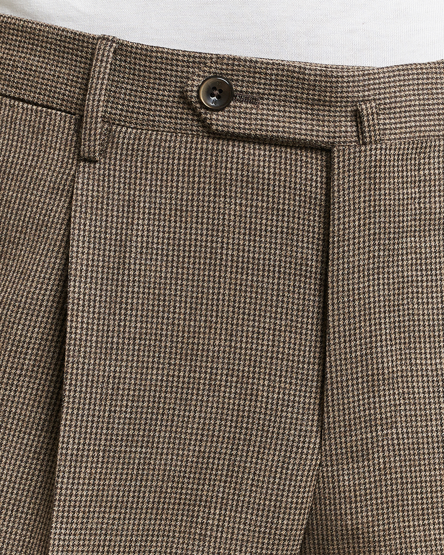 Hombres | Pantalones | PT01 | Slim Fit Pleated Houndstooth Trousers Light Brown