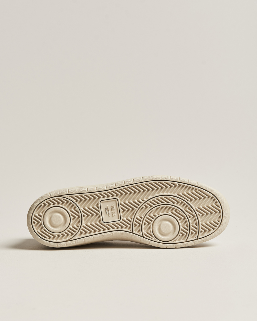 Hombres | Veja V-10 Vegan Leather Sneaker Full White 40 | Veja | V-10 Vegan Leather Sneaker Full White 40