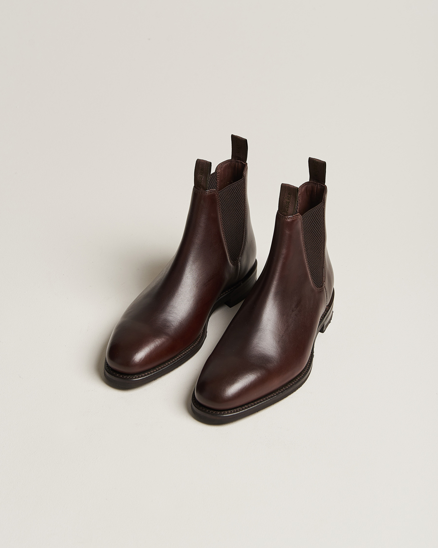Hombres | Handgjorda skor - Skoblockskampanj | Loake 1880 | Emsworth Chelsea Boot Dark Brown Leather