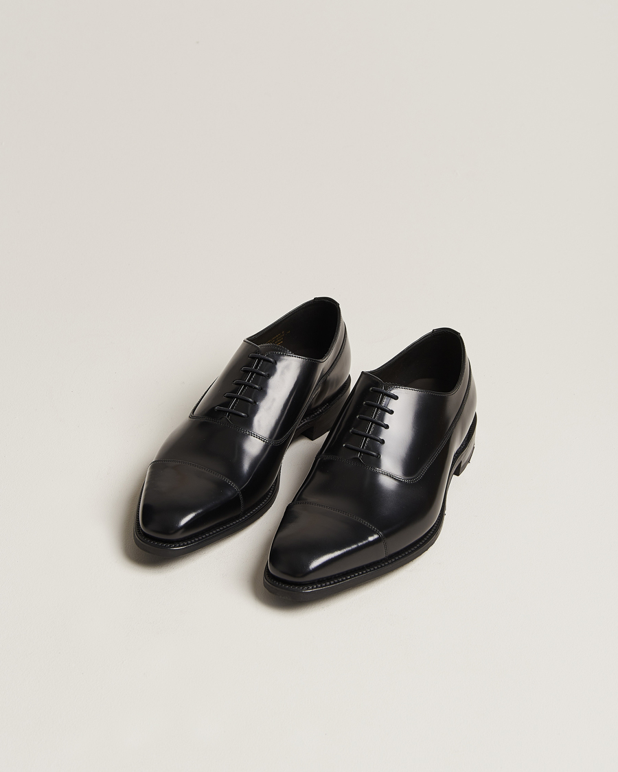 Hombres | Zapatos Oxford | Loake Shoemakers | Truman Polished Oxford Toe Cap Black