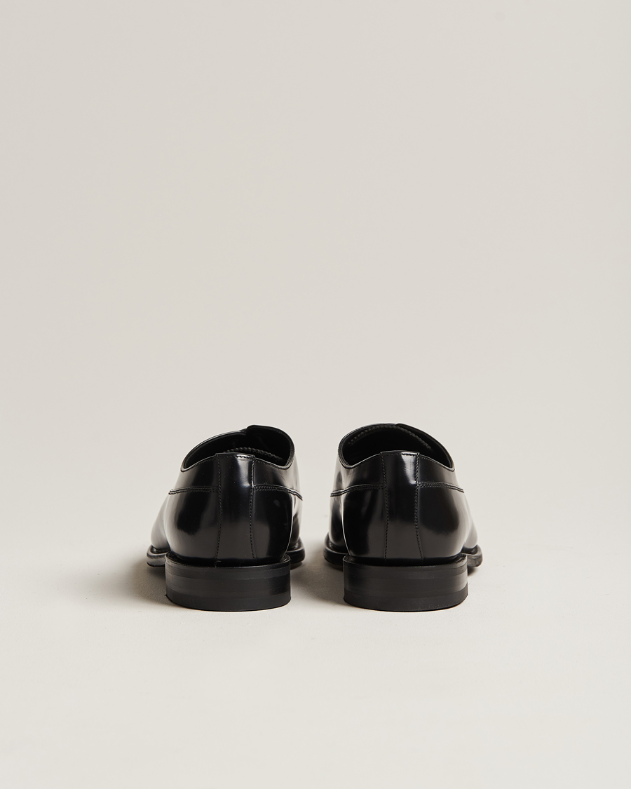 Hombres | Zapatos Oxford | Loake Shoemakers | Truman Polished Oxford Toe Cap Black