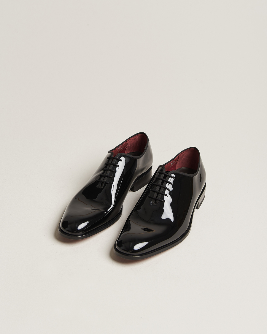 Hombres | Zapatos de charol | Loake Shoemakers | Regal Patent Wholecut Black