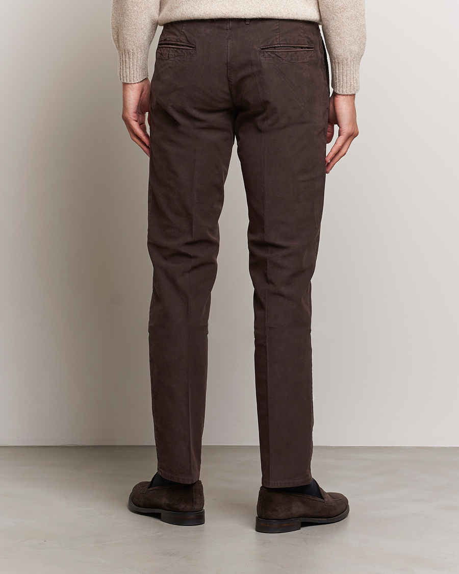 Hombres | Pantalones | Incotex | Slim Fit Garment Dyed Slacks Dark Brown