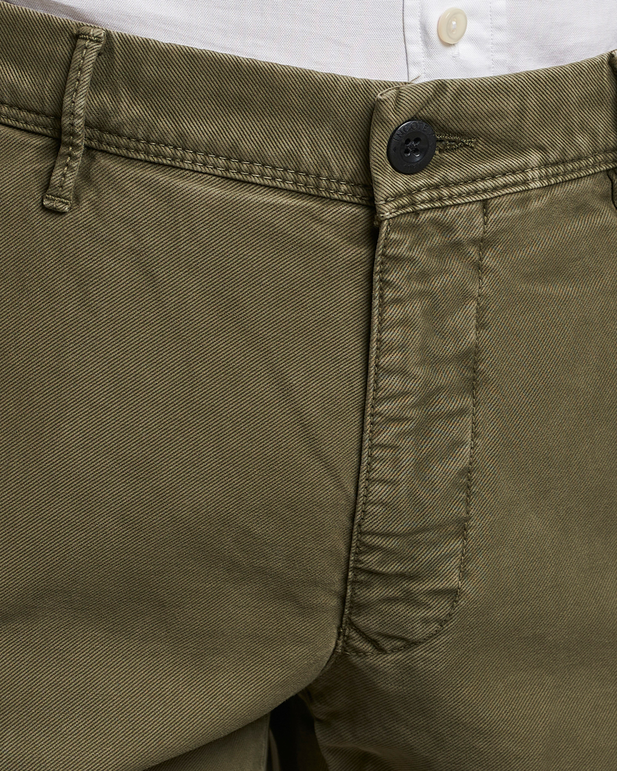 Hombres | Pantalones | Incotex | Slim Fit Garment Dyed Slacks Military