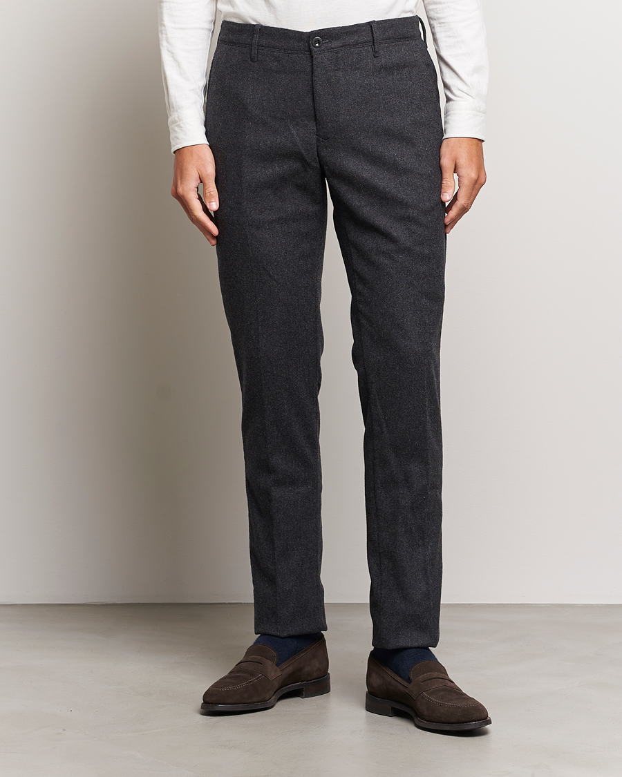 Hombres | Pantalones | Incotex | Slim Fit Washed Flannel Stretch Slacks Dark Grey