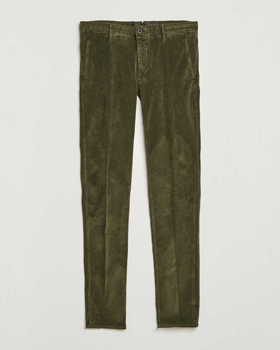 Hombres | Pantalones | Incotex | Slim Fit Leisure Cord Slacks Forest Green
