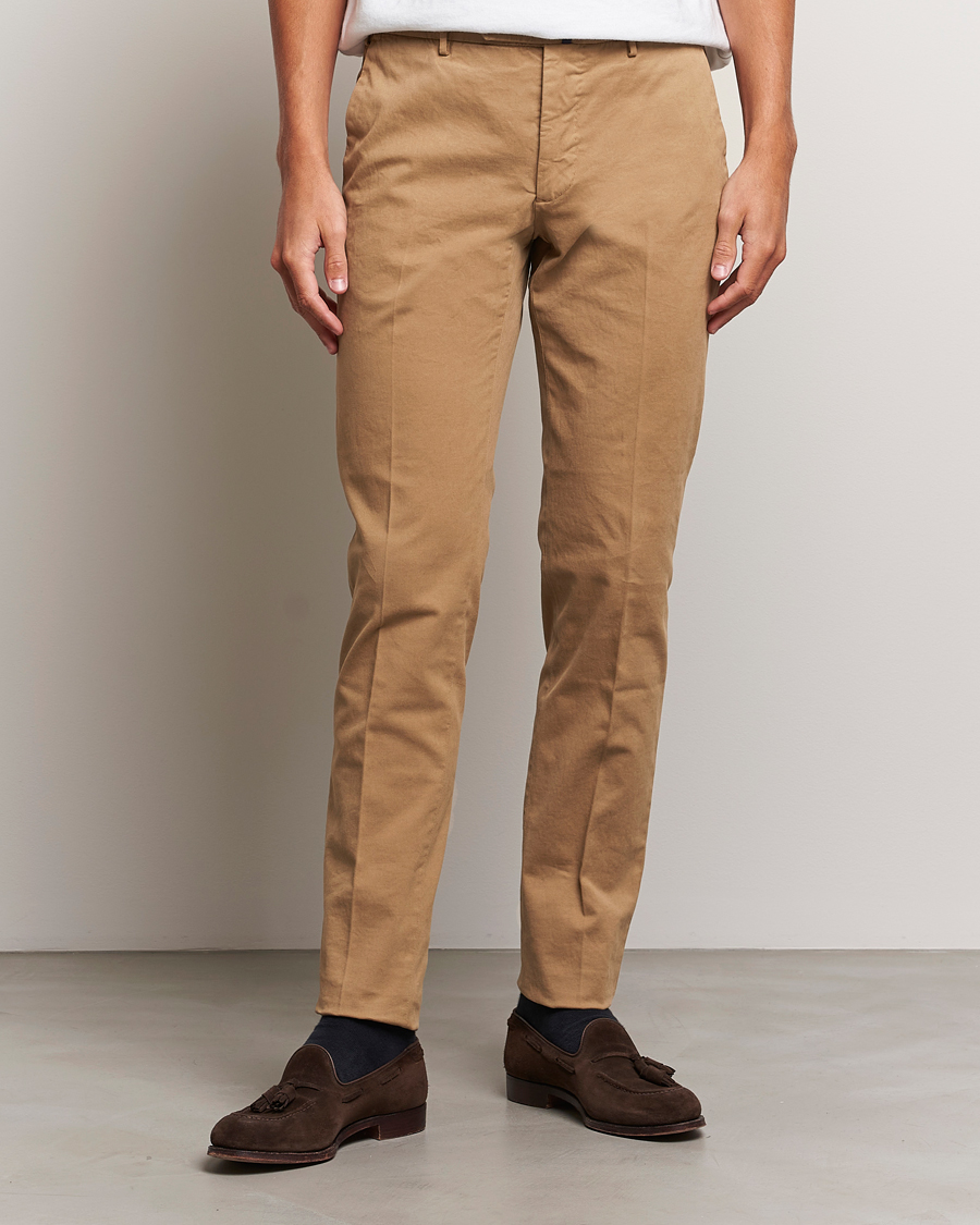 Hombres | Italian Department | Incotex | Slim Fit Cotton Stretch Chinos Beige