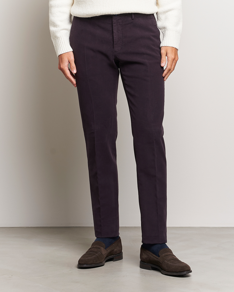 Hombres | Pantalones | Incotex | Slim Fit Luxury Moleskine Trousers Burgundy