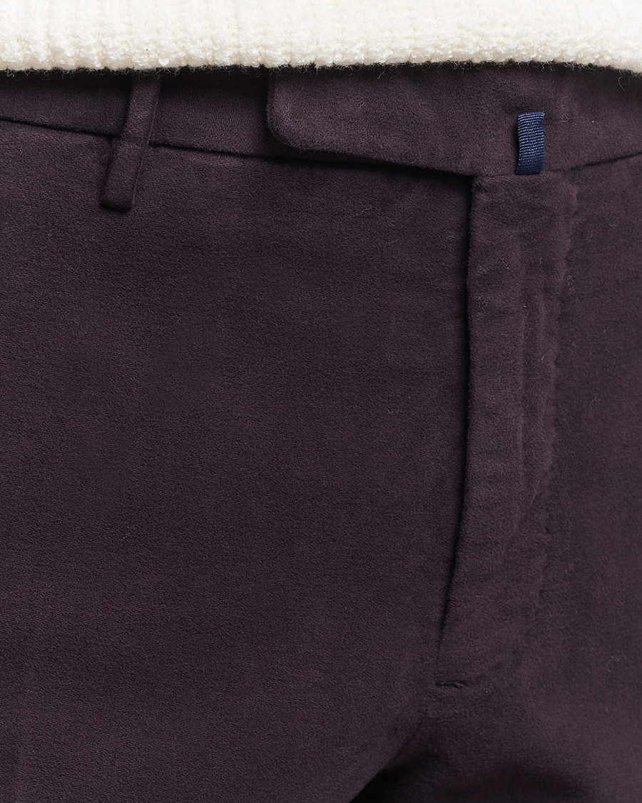 Hombres | Pantalones | Incotex | Slim Fit Luxury Moleskine Trousers Burgundy