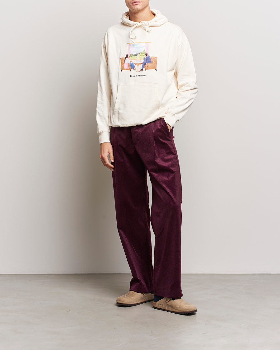 Hombres | Pantalones | Drôle de Monsieur | Pleated Corduroy Trousers Wine